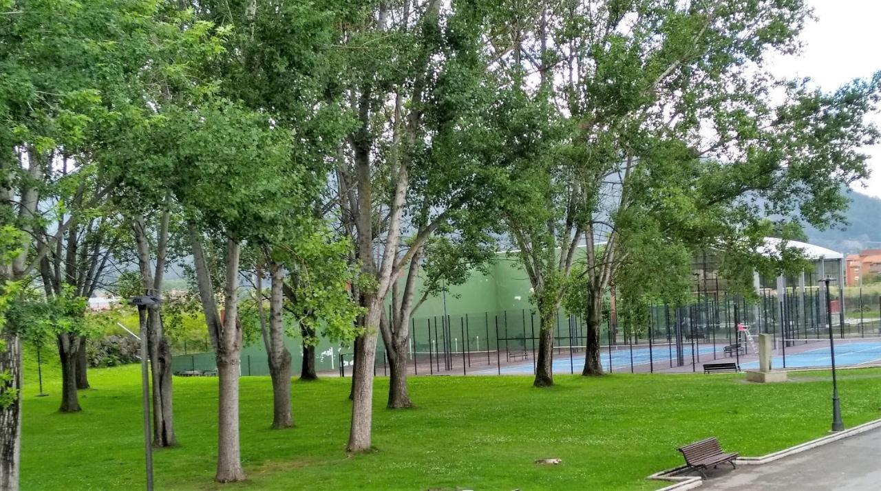 Apartamento Estelas De Cantabria 洛斯科拉莱斯-德布埃尔纳 外观 照片